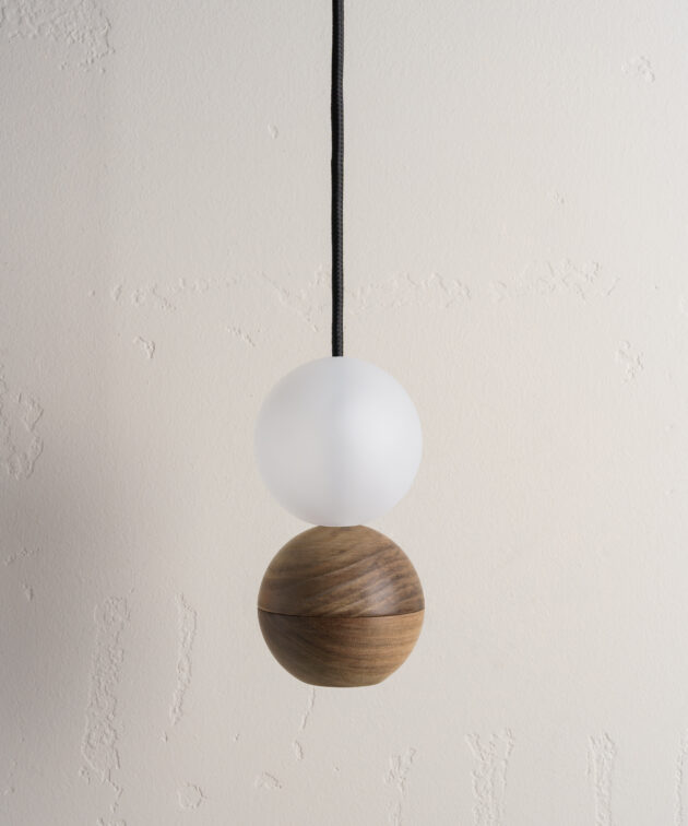 Alternative view of Woodoo Glass