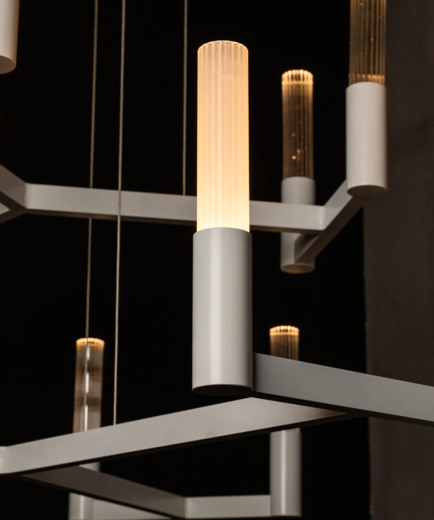 Alternative view of Novana Glass